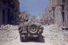 credit photographique Life Italy, May 1944 photographe Carl Mydans