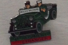 Pins jeep Policie militaire 4erme regiment etranger