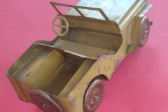 La jeep de marque Jan Vinot