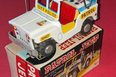 Jeep-Patrol-Japon-1