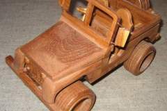 La jeep en bois
