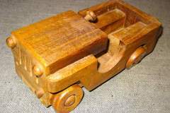 La jeep en bois