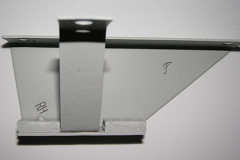 Support droit de filtre à air