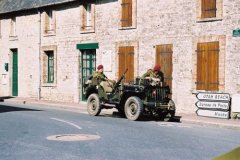 des paras anglais quelque peu égarés .... Crédit photographique Olivier