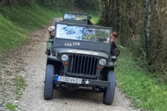 jeep dan l 'Ain