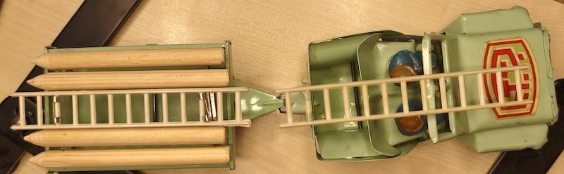 Jeep Joyax PTT et Poteaux