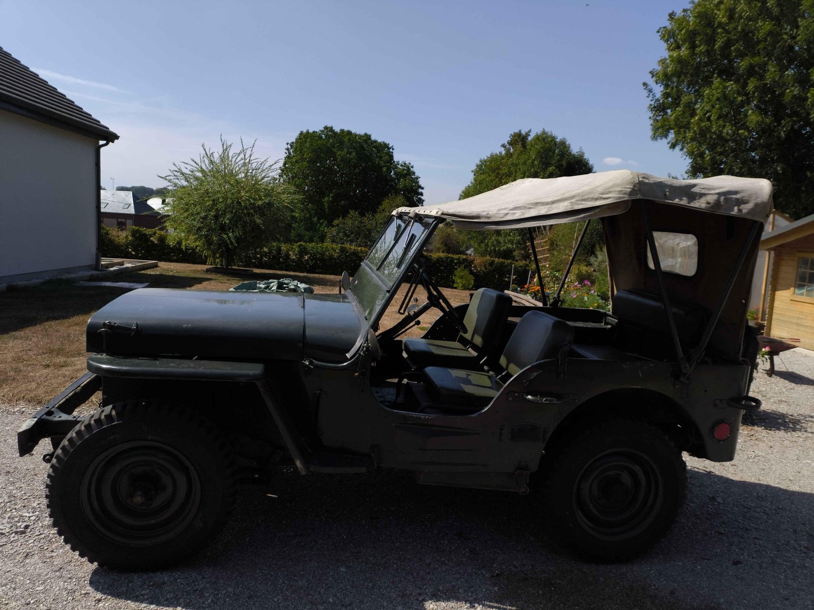 Jeep de profil